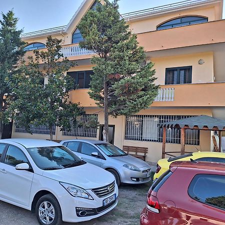 Sunrise Guest House ชโคเดอร์ ภายนอก รูปภาพ