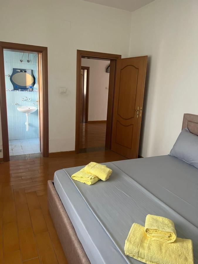 Sunrise Guest House ชโคเดอร์ ภายนอก รูปภาพ