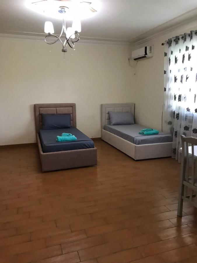 Sunrise Guest House ชโคเดอร์ ภายนอก รูปภาพ