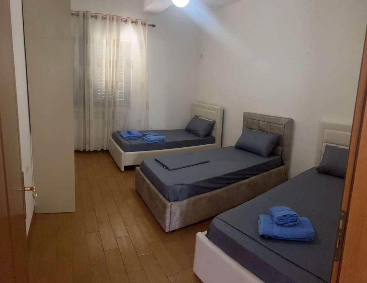 Sunrise Guest House ชโคเดอร์ ภายนอก รูปภาพ